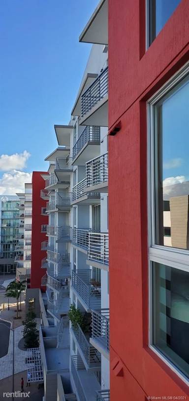 Main picture of Midtown Doral