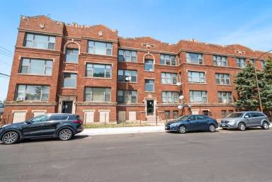 Main picture of 4850-58 S Michigan 70-76 49 Ave
