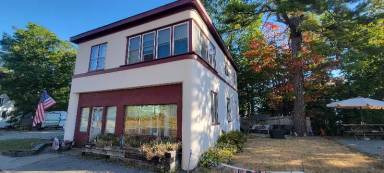 Main picture of 361 Lakeside Ave