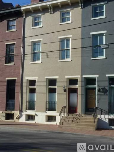 Main picture of 810 Western Ave