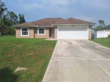 Main picture of 1220 Waycross St