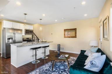Main picture of 2114 S 7th St