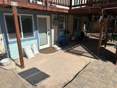 Main picture of 1727 Morro St