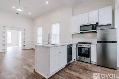 Main picture of 632 Arlington Pl