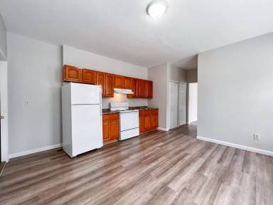 Main picture of 158 Westland St