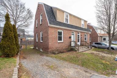 Main picture of 204 Concord Way