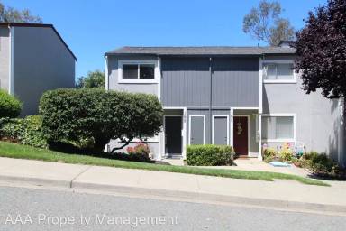 Main picture of 161 Arana Dr