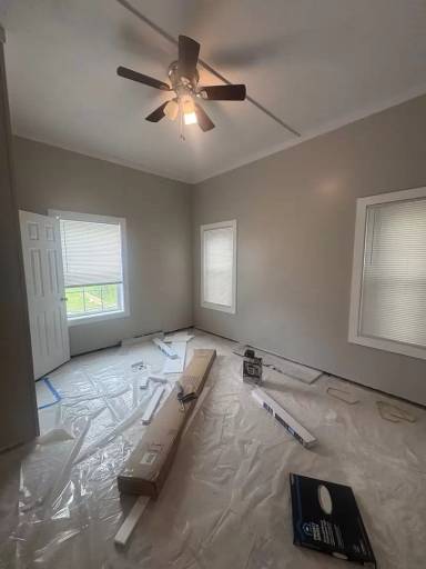 Main picture of 306 E 4th St
