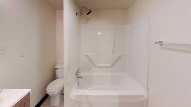 Main picture of 464 Poplar St