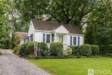 Main picture of 3302 Arlington Dr
