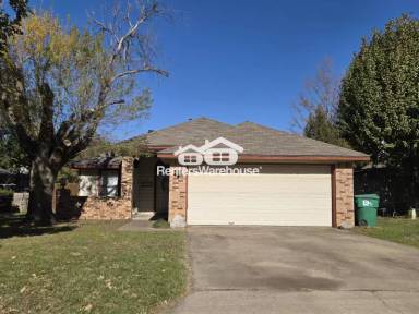 Main picture of 2901 Anysa Ln