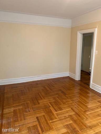 Main picture of 1587 Carroll St