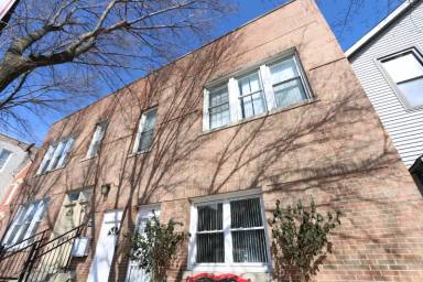 Main picture of 1748 W 21st Pl