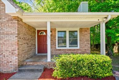 Main picture of 1777 Broadripple Dr