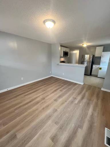 Main picture of 2603 Dundeen St