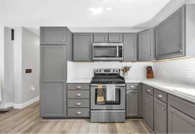 Main picture of 393 Nicolin Rd