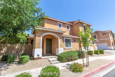 Main picture of 986 E Ranch Rd