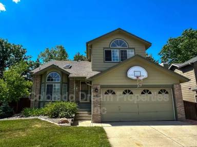 Main picture of 890 Garden Dr
