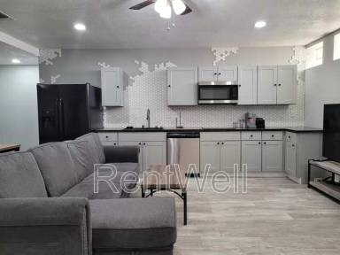 Main picture of 2123 15th St