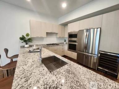 Main picture of Optima Lakeview