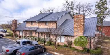 Main picture of 3000 Webb Ave