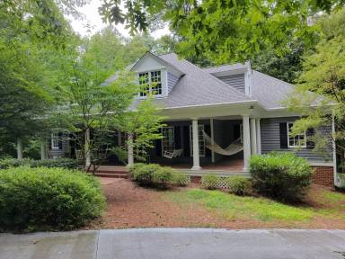 Main picture of 5210 Pine Needle Ct