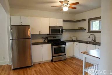 Main picture of 3101 Central Ave NE
