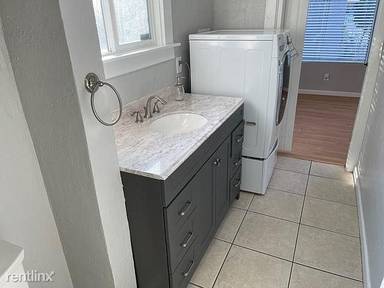 Main picture of 246 Kimble St
