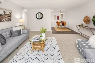 Main picture of Laurel Park Condominiums