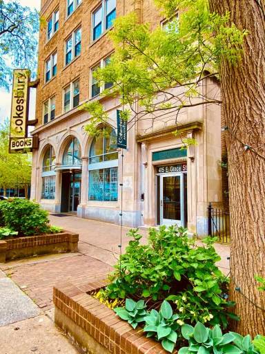 Main picture of 415 E Grace St