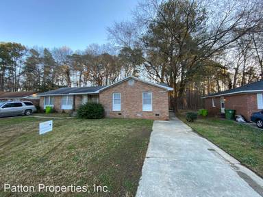 Main picture of 2217 Apple Valley Rd