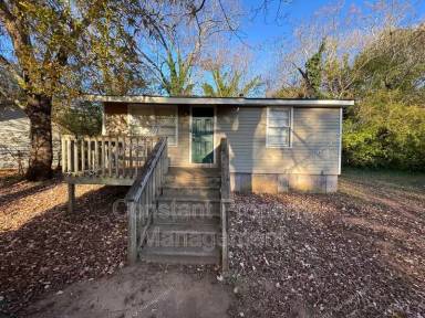 Main picture of 714 English St