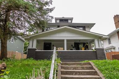 Main picture of 3328 N Park Ave
