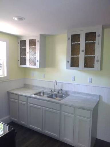Main picture of 6 Maple St