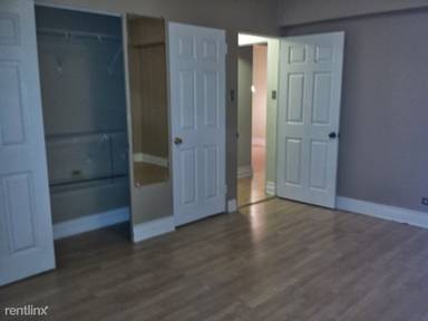 Main picture of 5052 N Marine Dr