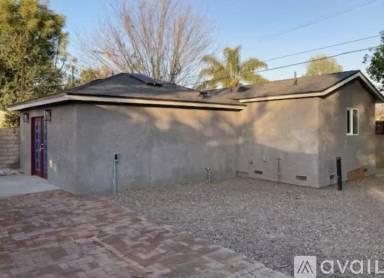 Main picture of 5432 Morella Ave
