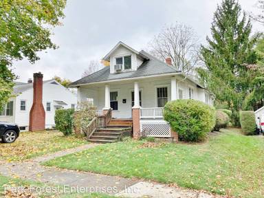 Main picture of 927 W Beaver Ave