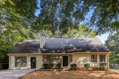 Main picture of 466 Ashton Cir