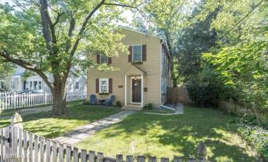 Main picture of 5611 31st Ave