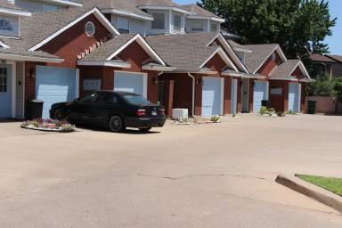 Main picture of 503 NW Fairway Villa Pl