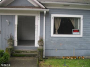 Main picture of 406 N Macleod Ave