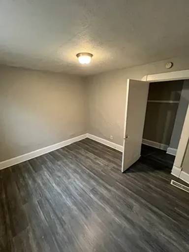 Main picture of 1029 W 33rd St