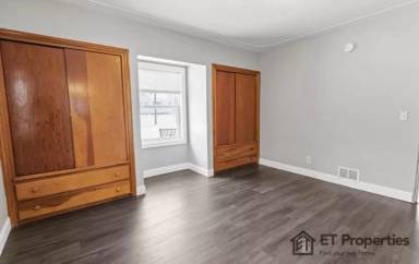 Main picture of 849 Spencer St NE