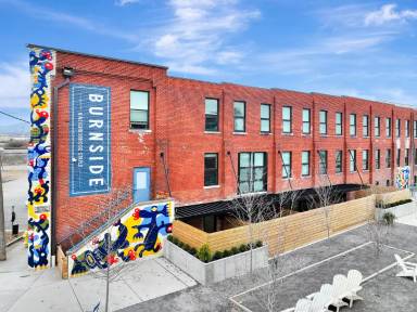 Main picture of 2100 Rossville Ave