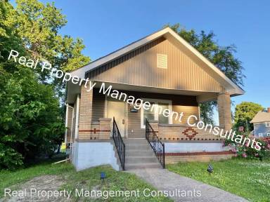 Main picture of 2209 N Hallock St