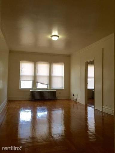 Main picture of 168 S Clinton St
