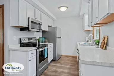 Main picture of 4672 Morris Ln