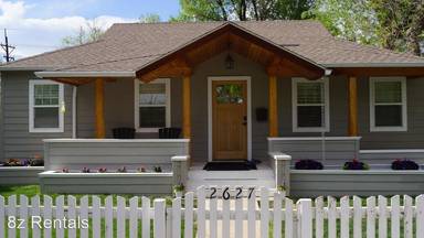 Main picture of 2627 Pine St