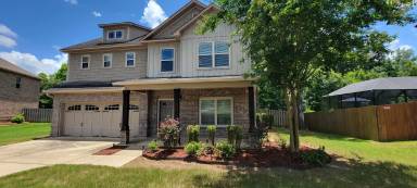 Main picture of 170 Melison Dr