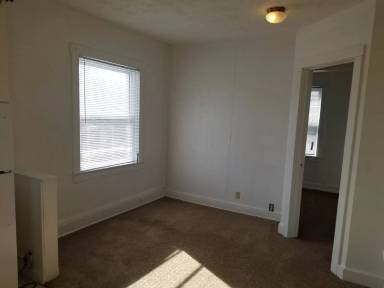 Main picture of 720 W North St